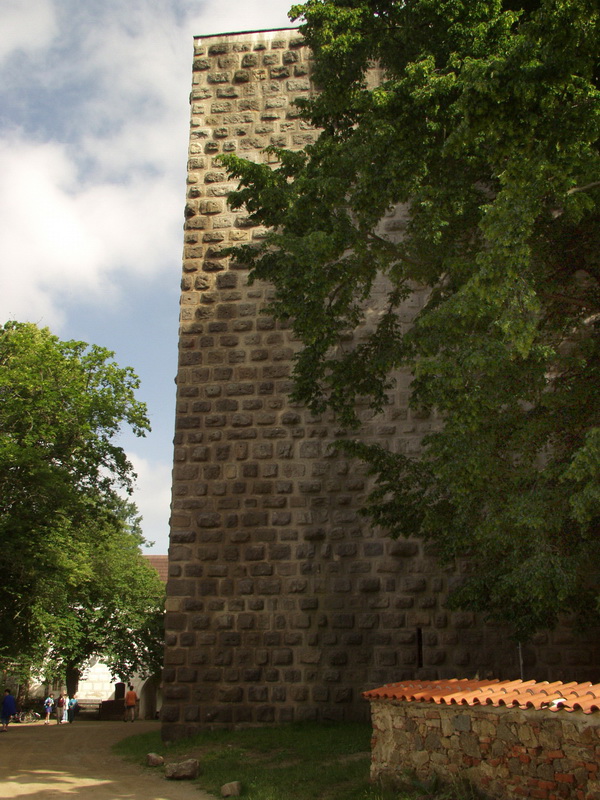 Zvikov..