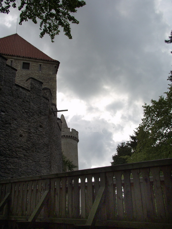 Pohled od brány